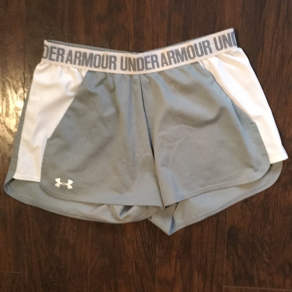 Gray under Armour shorts